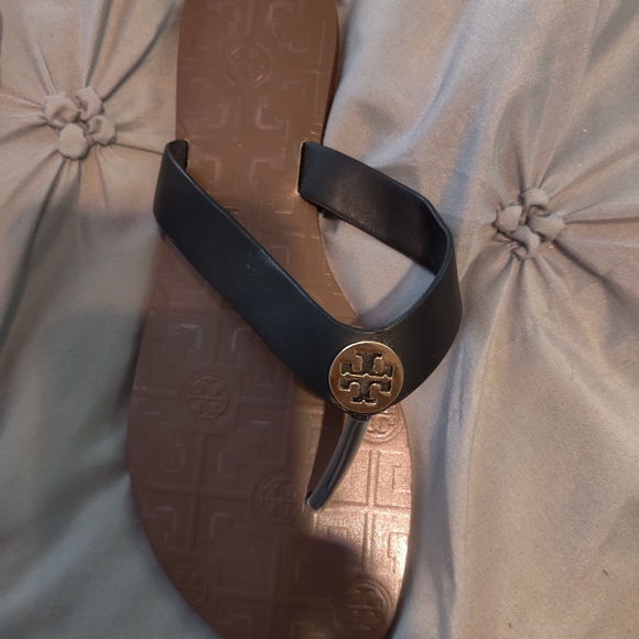 Tory Burch Flipflops - Picture 3 of 4